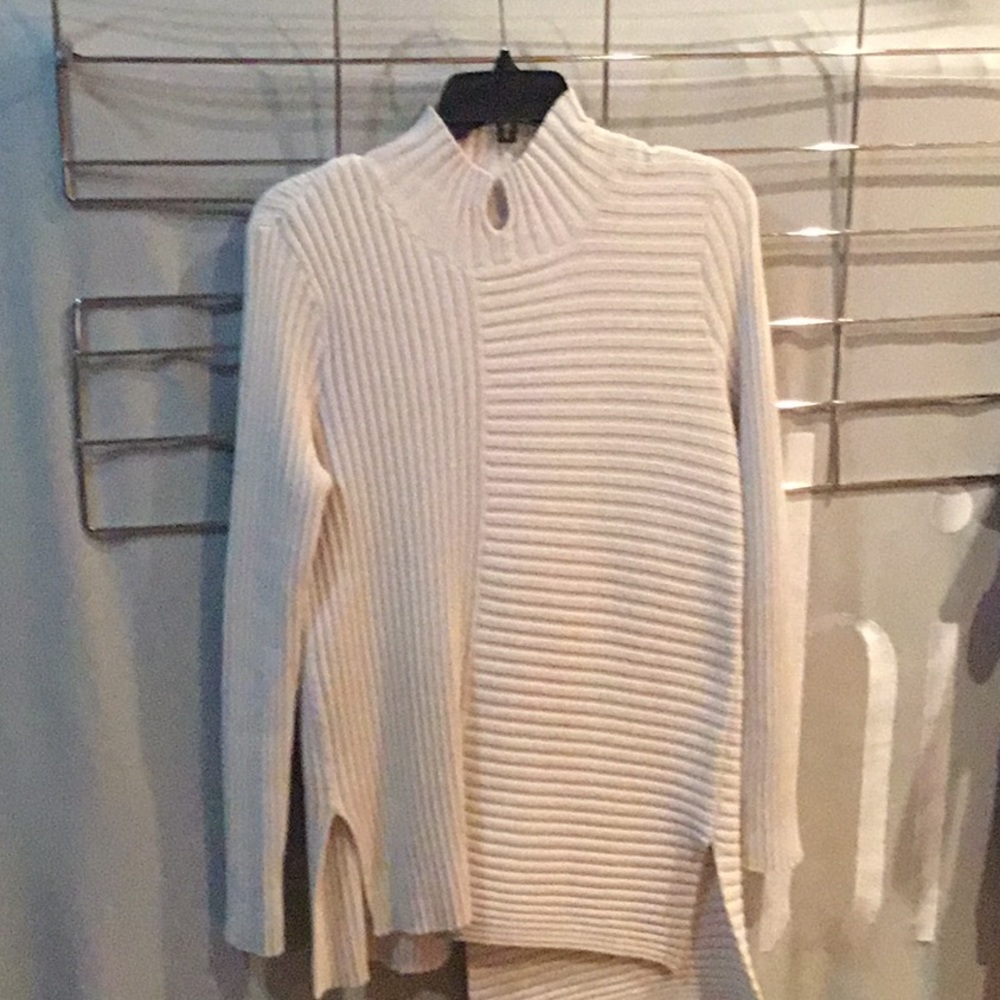 Cabi D-Ring Pullover